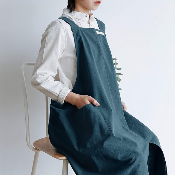 Cotton Aprons for Women and Men | Cross-Back Apron with Pockets - Picture 7 of 7
